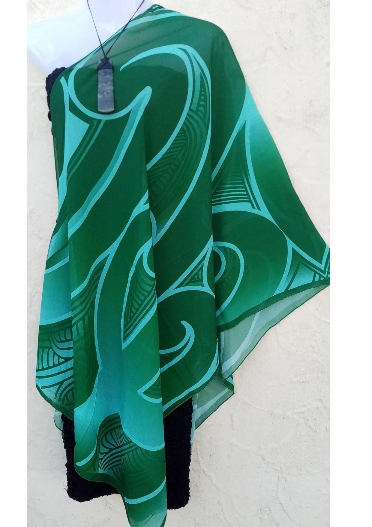 Manaia Shawl - Maori design